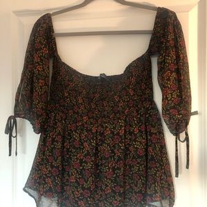 DARK FLORAL OFF THE SHOULDER TOP